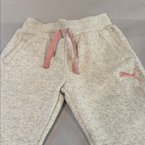 Puma Girl’s Grey Heather & Pink Sweatpants Fleece Cuffed Size M (7/8) - Picture 4 of 10